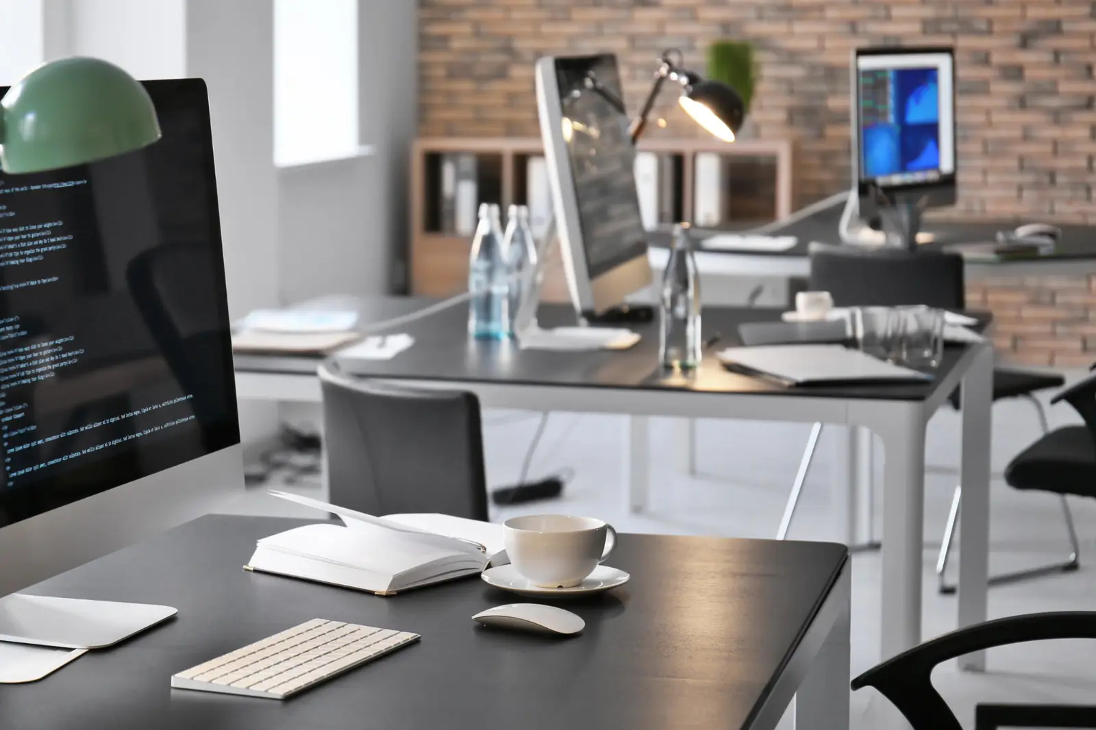 Mirror WorkHub — современ деловен простор во Петровец